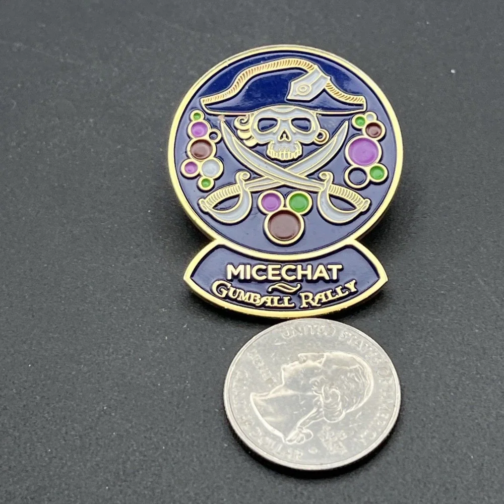 Disneyland MiceChat Gumball Rally Pirates Of The Caribbean Lapel Hat Pin‎